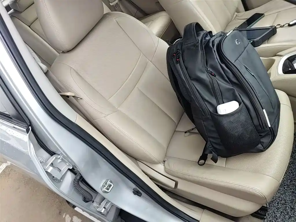 Nissan X-Trail 2015 — фото 25