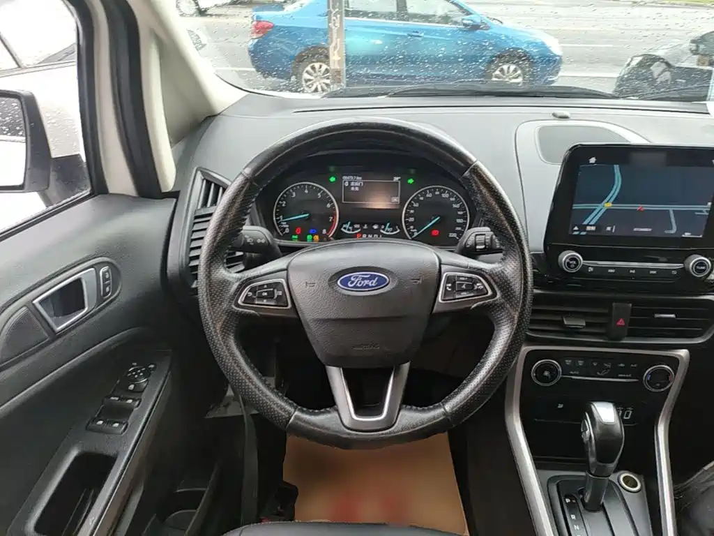 Ford EcoSport 2019 — фото 11