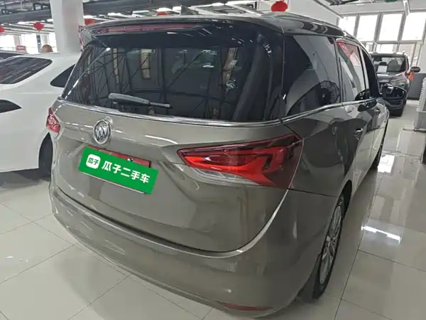 Buick GL6 2021