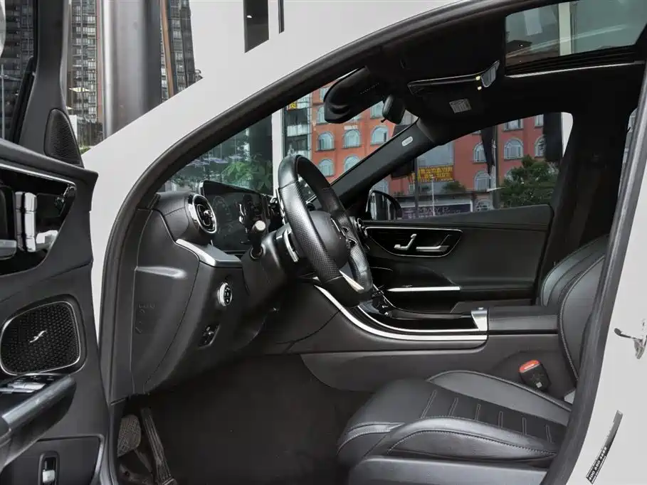 Mercedes-Benz C-Class 2022 — фото 16