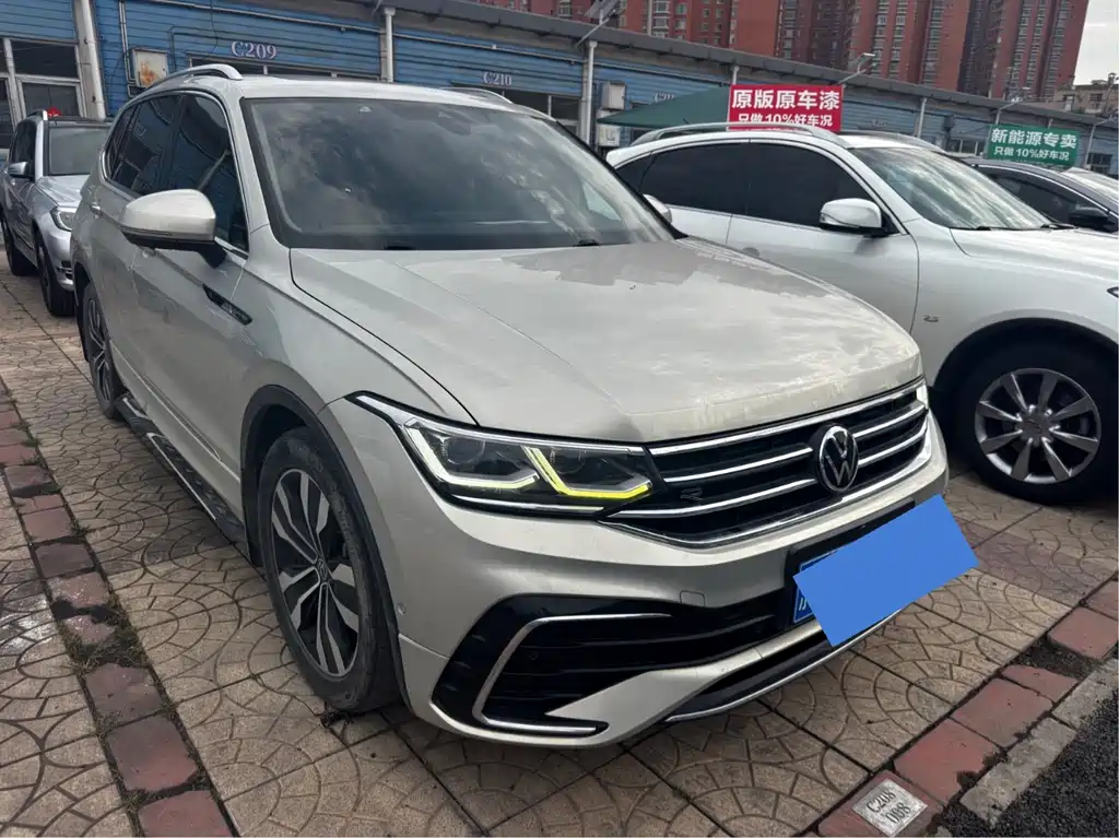 Volkswagen Tiguan L 2023