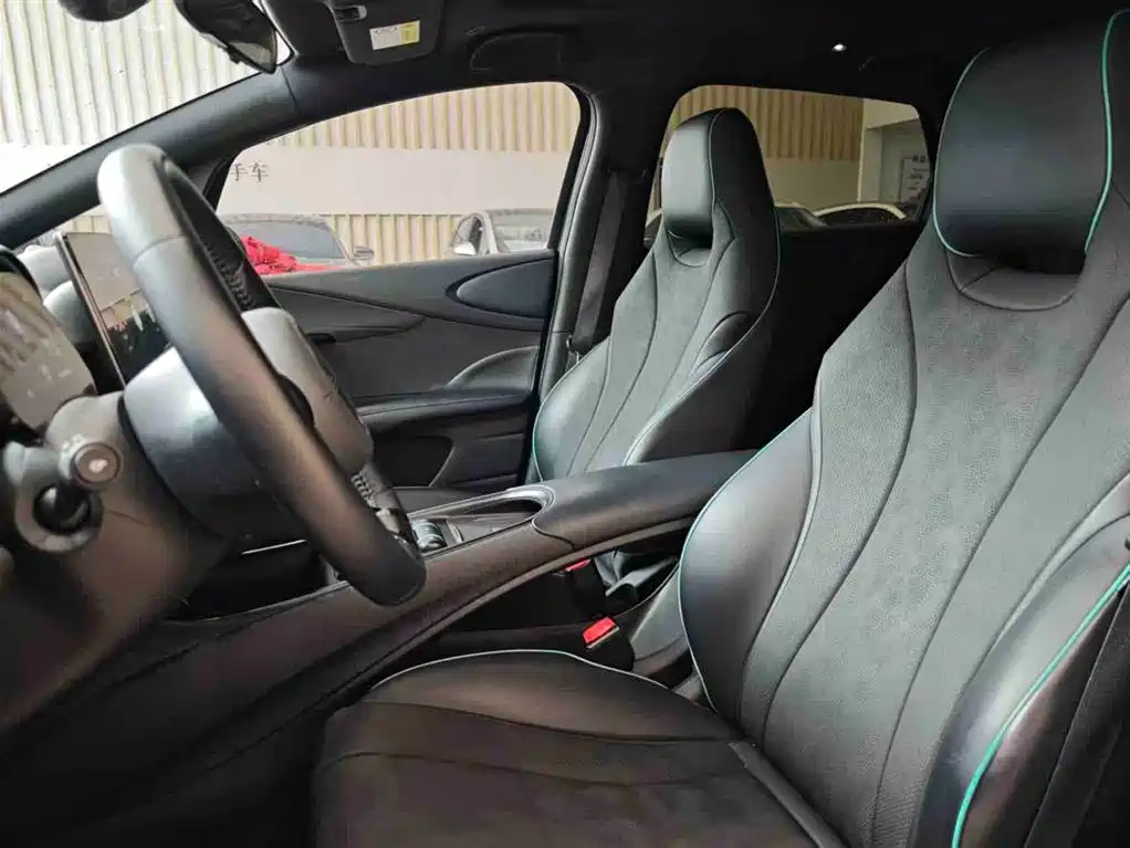 BYD Dolphin 2024 — фото 16