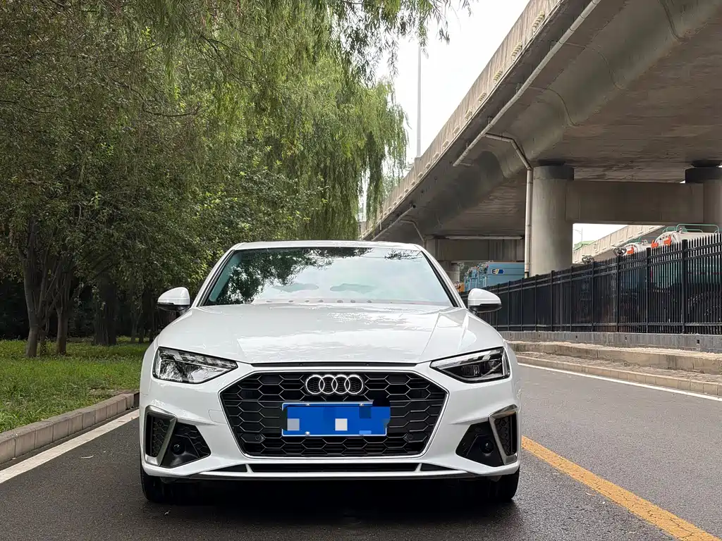 Audi A4L 2022