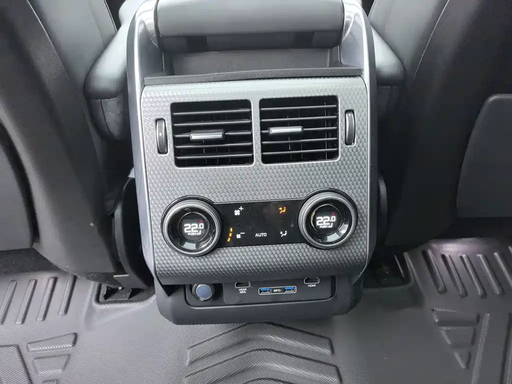 Land Rover Range Rover Sport 2019 — фото 13