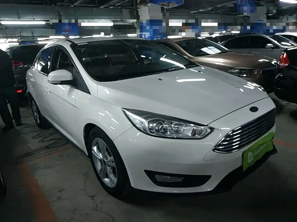 Ford Focus 2015 — фото 4
