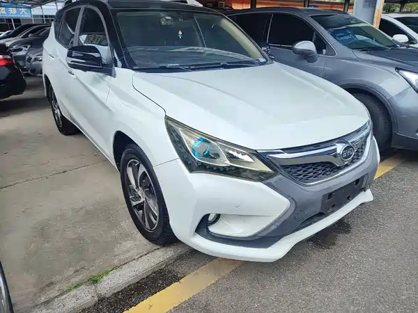 BYD Song 2016