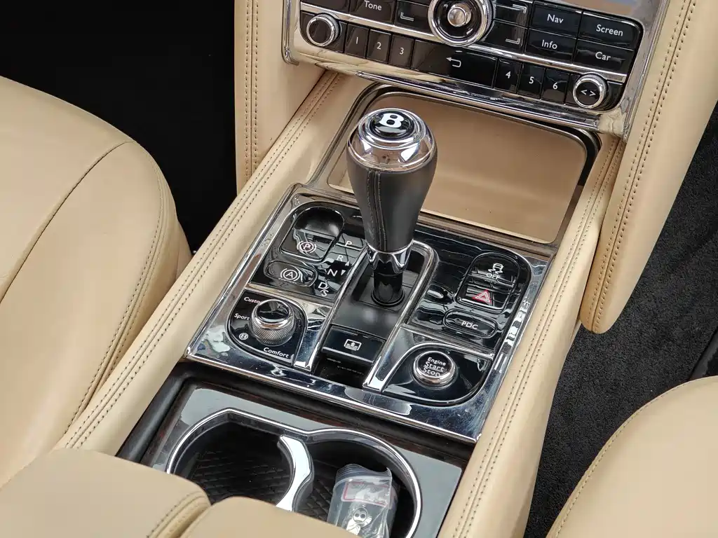 Bentley Mulsanne 2013 — фото 14