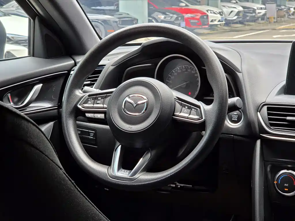 Mazda CX-4 2020 — фото 9