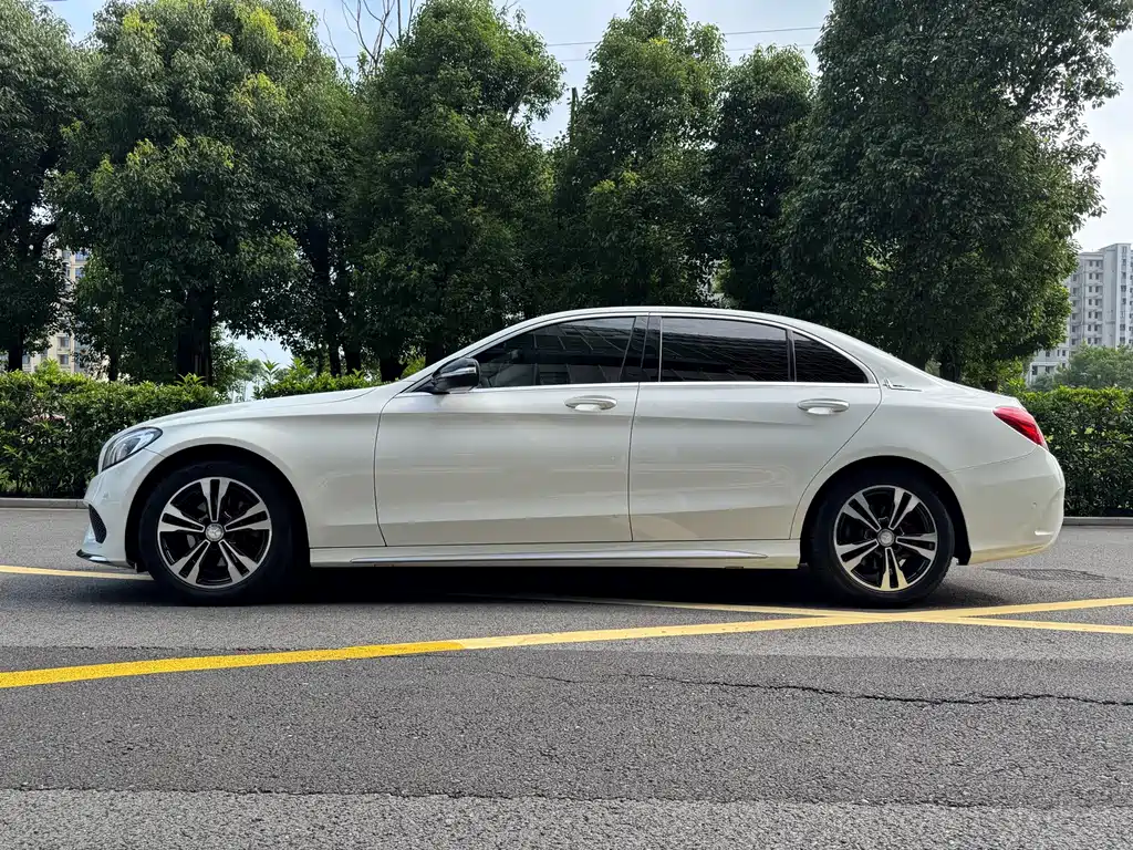 Mercedes-Benz C-Class 2016 — фото 9
