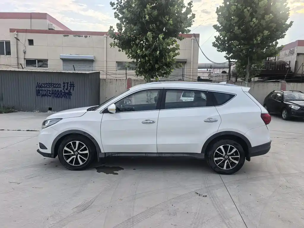 Fengguang 580 2016