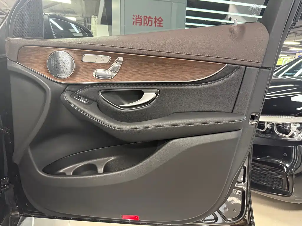 Mercedes-Benz GLC 2020 — фото 14