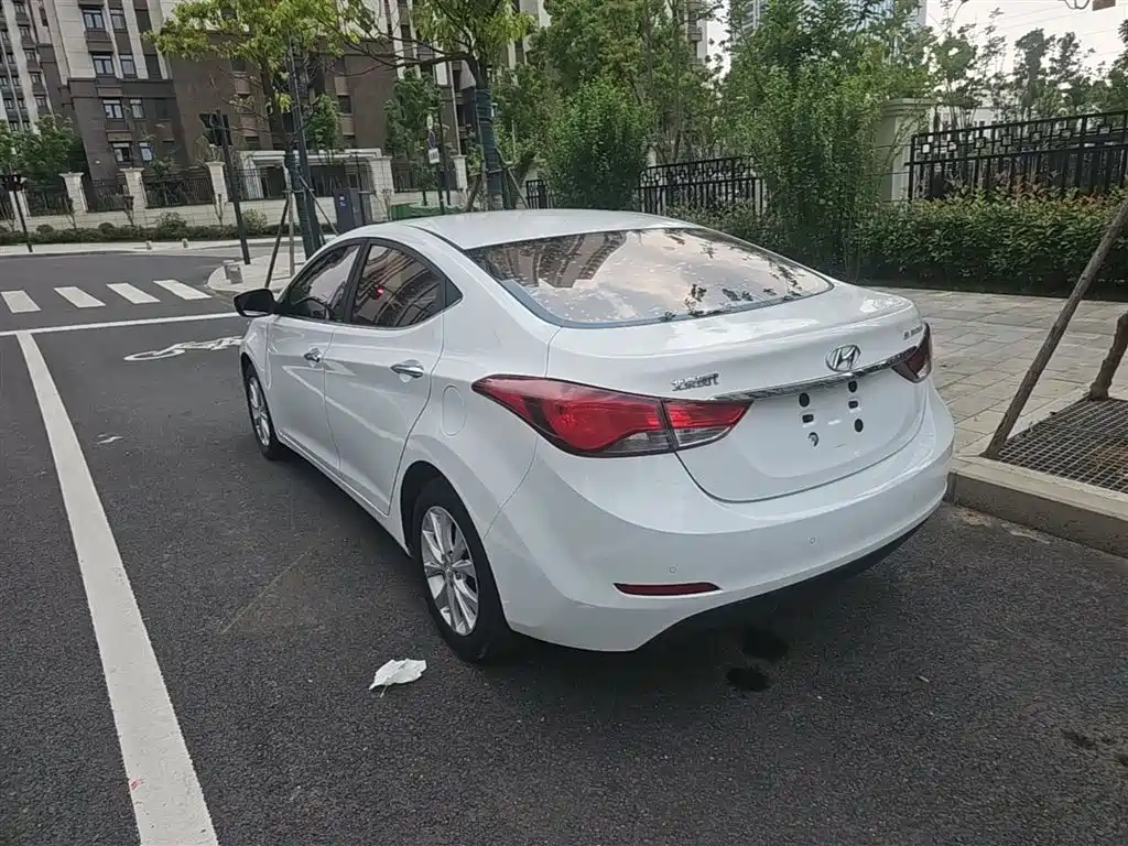 Hyundai Elantra Langdong 2016 — фото 5
