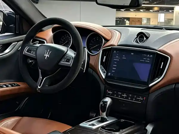 Maserati Ghibli 2014