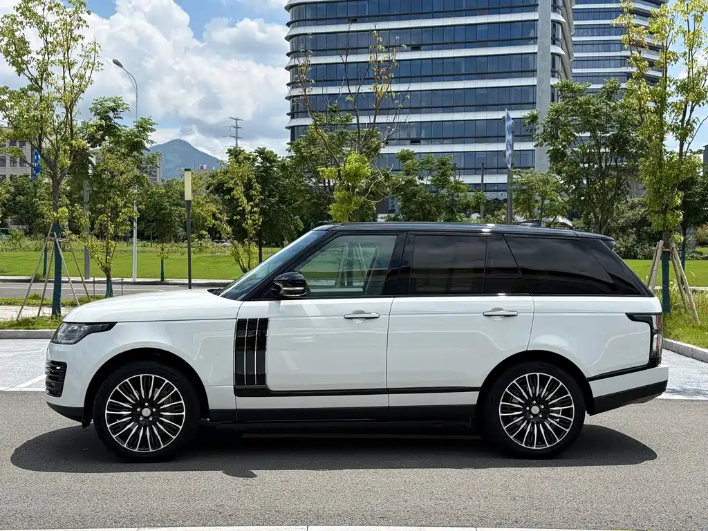 Land Rover Range Rover 2020 — фото 4