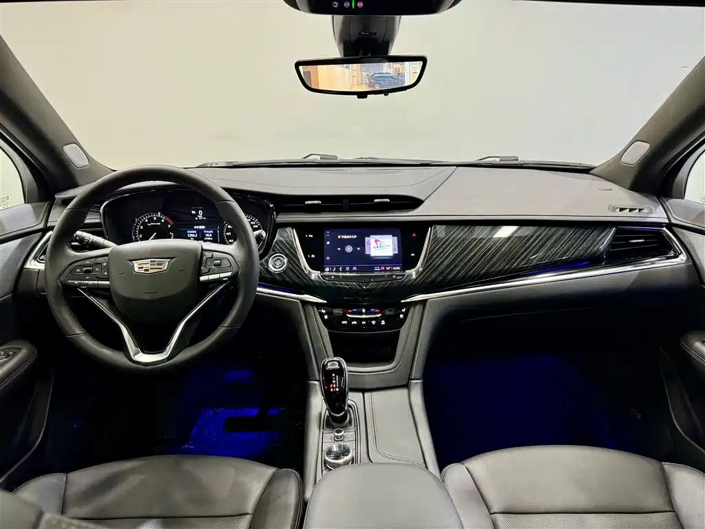 Cadillac XT6 2022 — фото 14