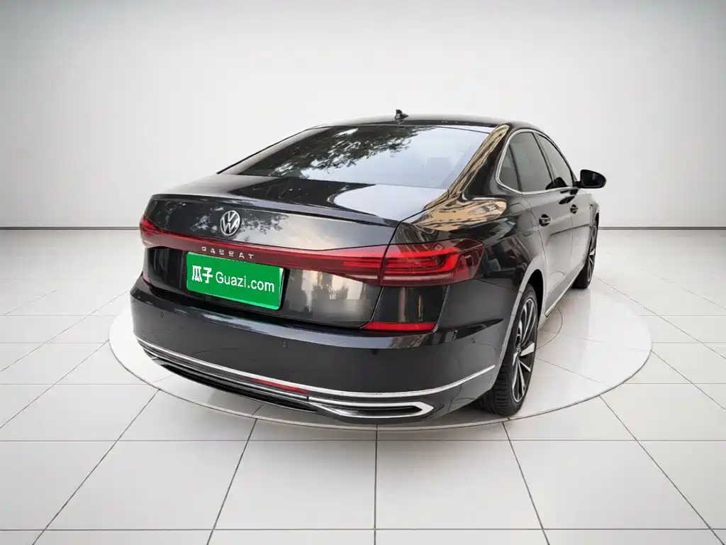 Volkswagen Passat 2021