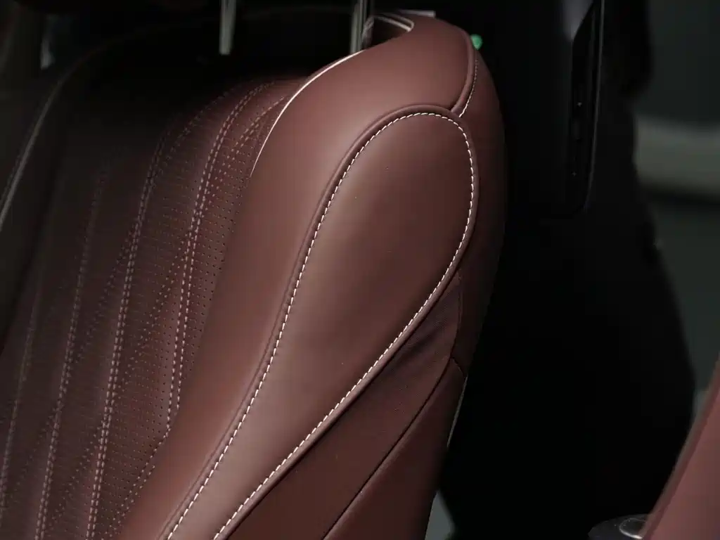 Mercedes-Benz GLS — фото 16