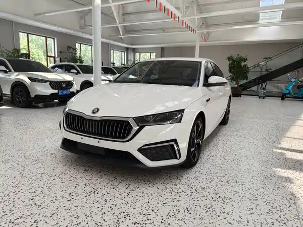 Skoda Octavia 2023