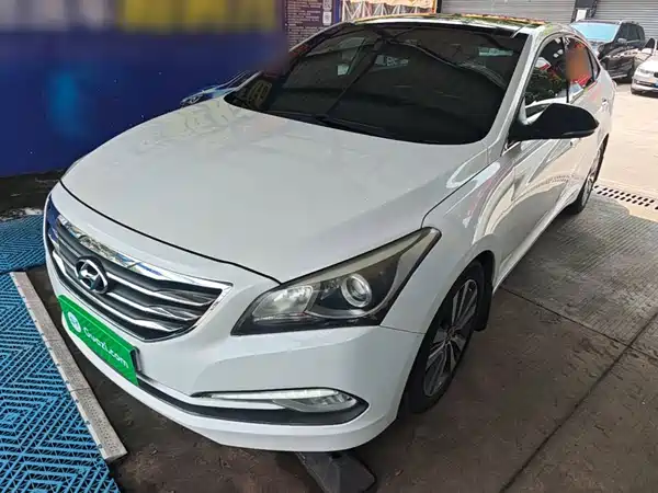 Hyundai Mistra 2015