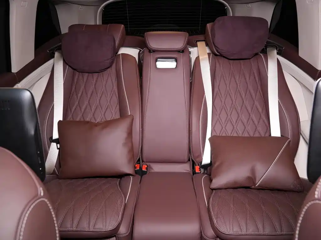 Mercedes-Benz GLS — фото 9
