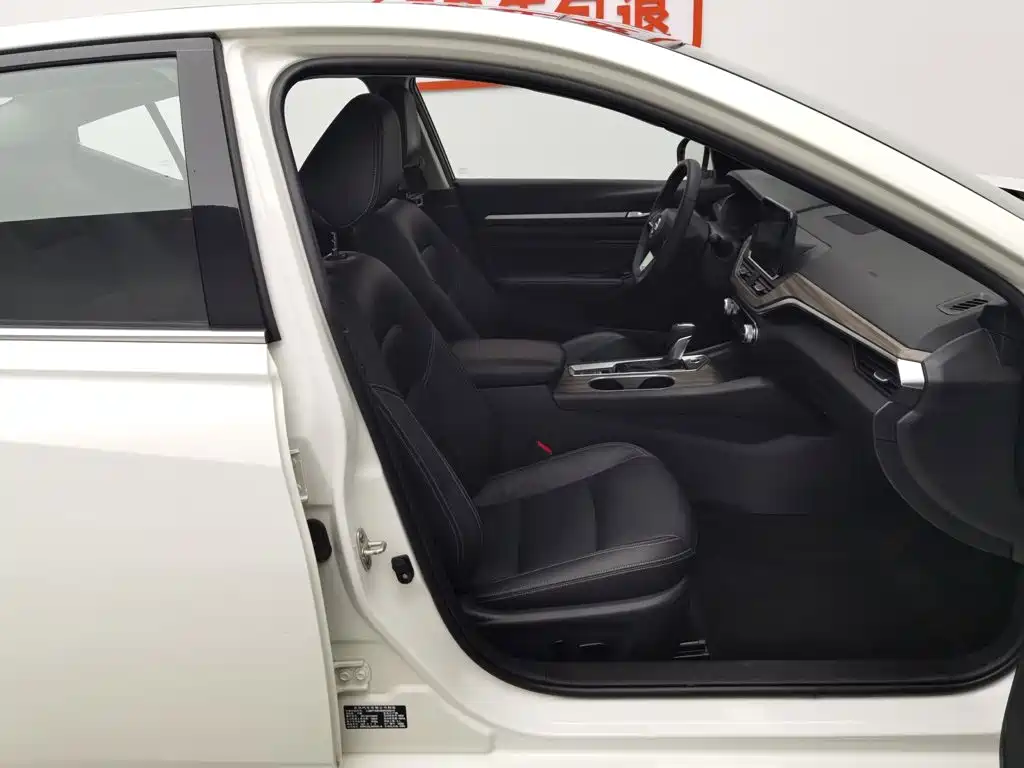 Nissan Teana 2021 — фото 23