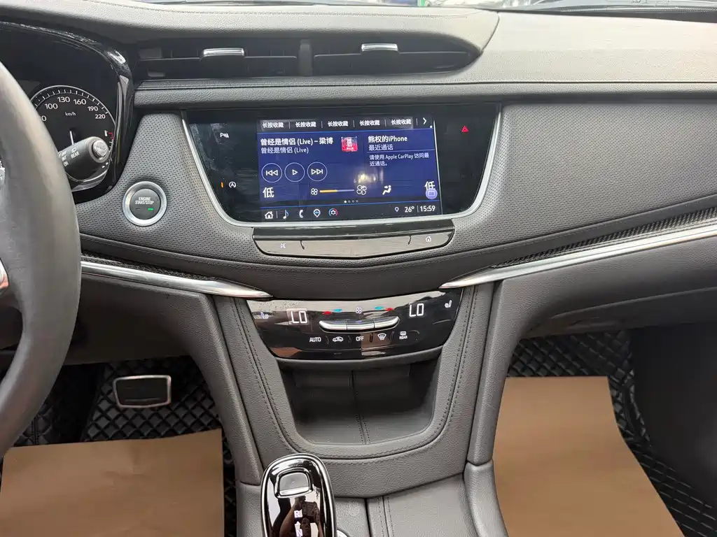 Cadillac XT5 2022 — фото 10