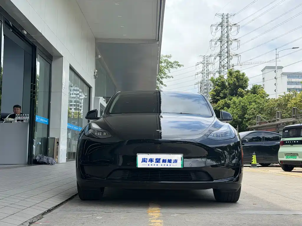 Tesla Model Y 2022 — фото 4