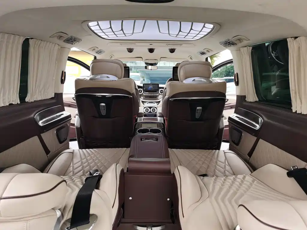 Mercedes-Benz Vito 2021 — фото 11