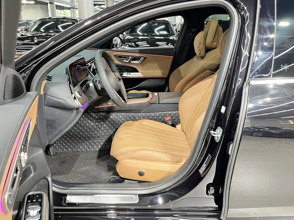 Mercedes-Benz E-Class 2024