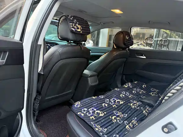 Hyundai Celesta 2018