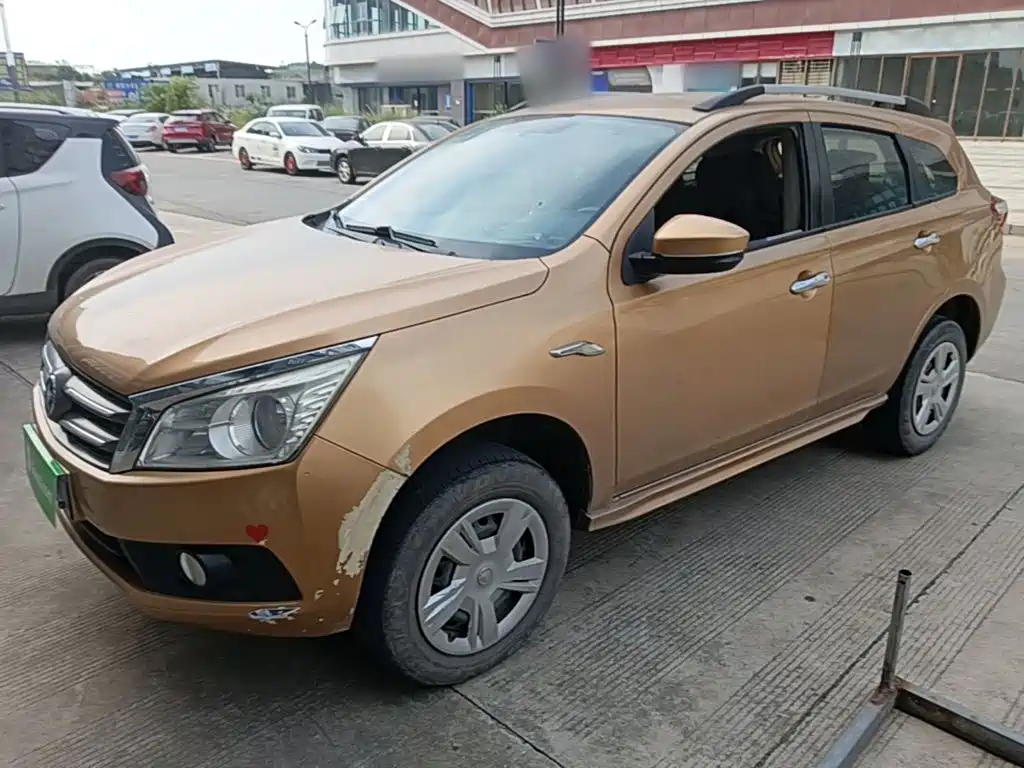 Venucia T70 2015