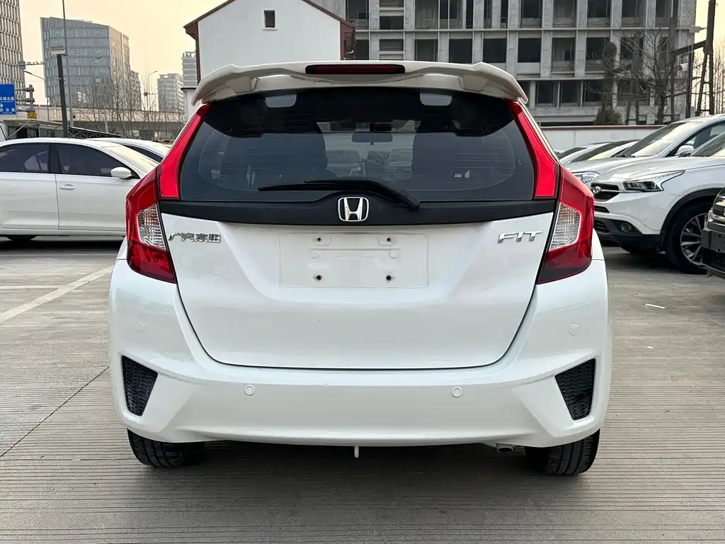 Honda Fit 2014 — фото 13