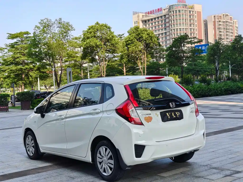 Honda Fit 2016 — фото 14