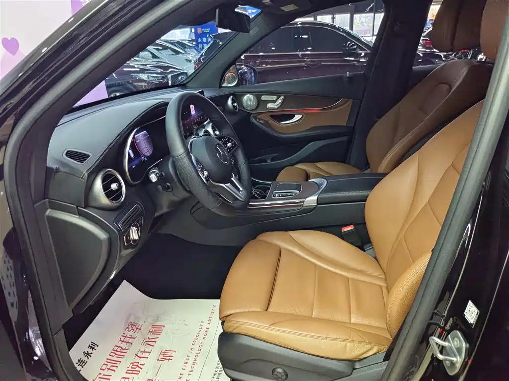Mercedes-Benz GLC 2019 — фото 10