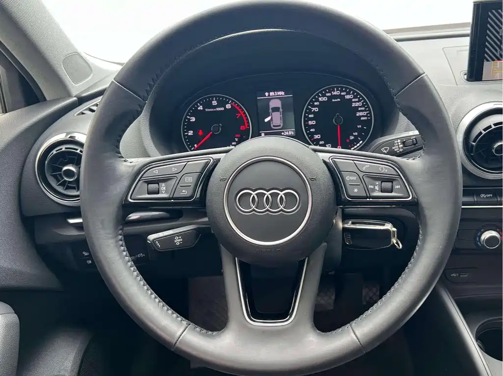 Audi A3 2020 — фото 6