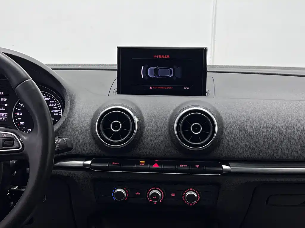 Audi A3 2016 — фото 22