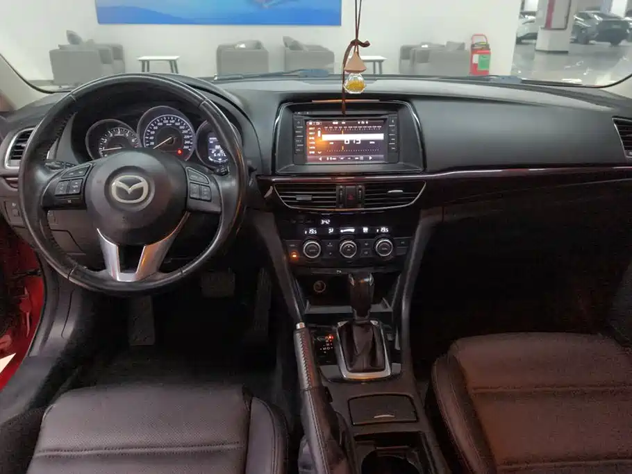 Mazda Atenza 2015 — фото 12
