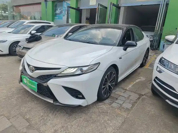 Toyota Camry 2018