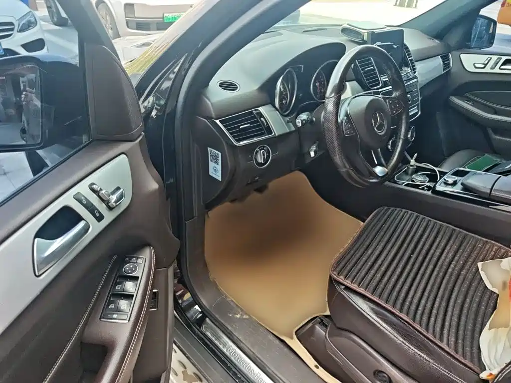 Mercedes-Benz GLE 2015 — фото 14