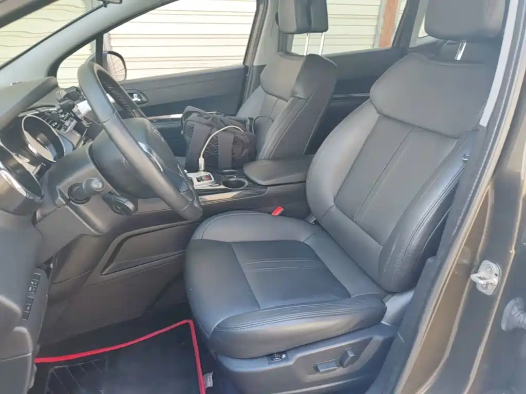 Peugeot 3008 2015 — фото 15