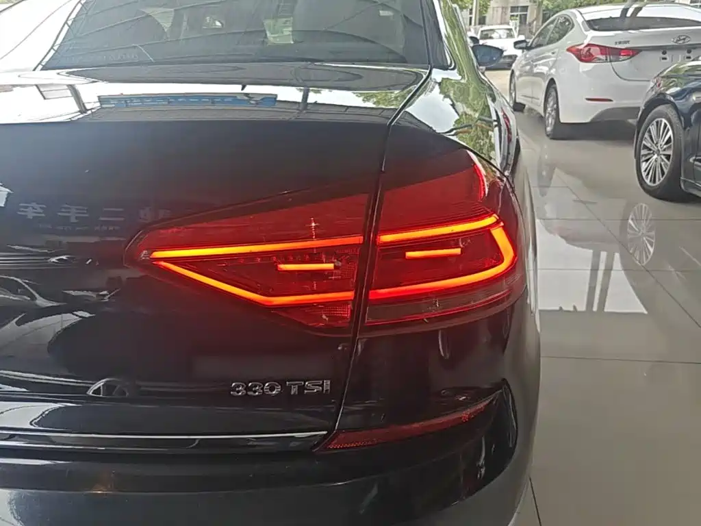 Volkswagen Passat 2017 — фото 8