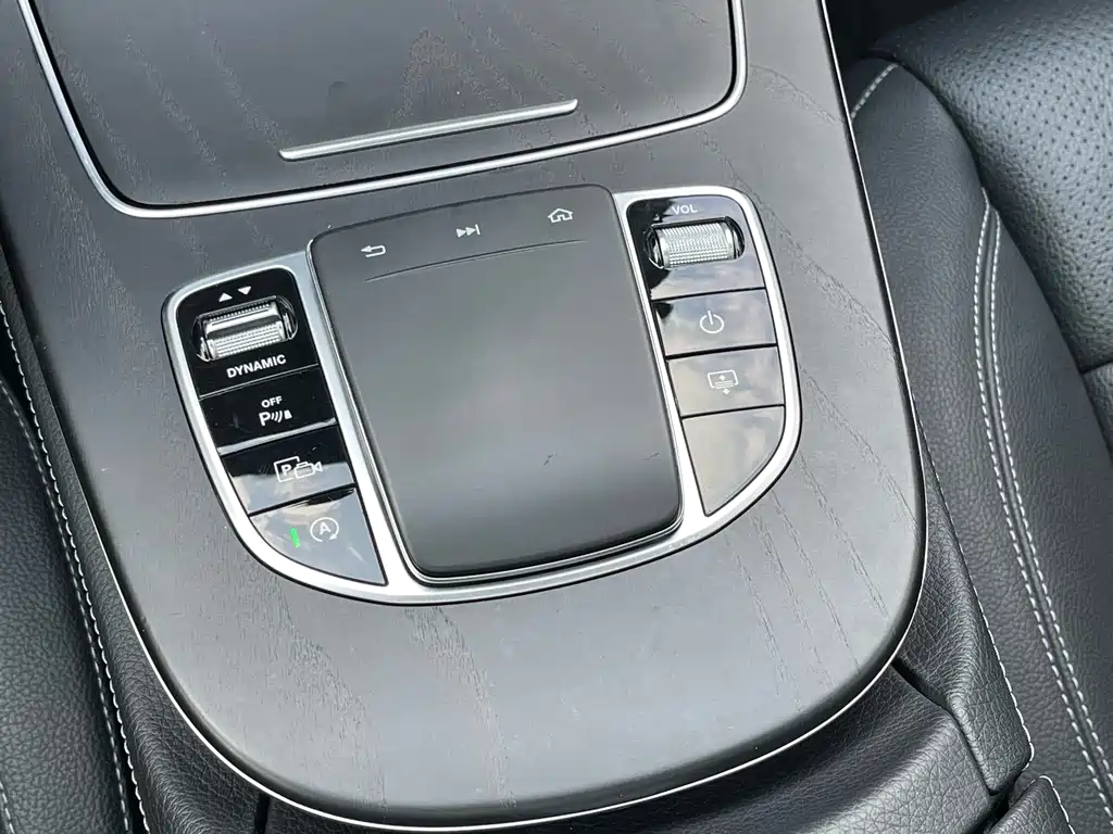 Mercedes-Benz E-Class 2020 — фото 22