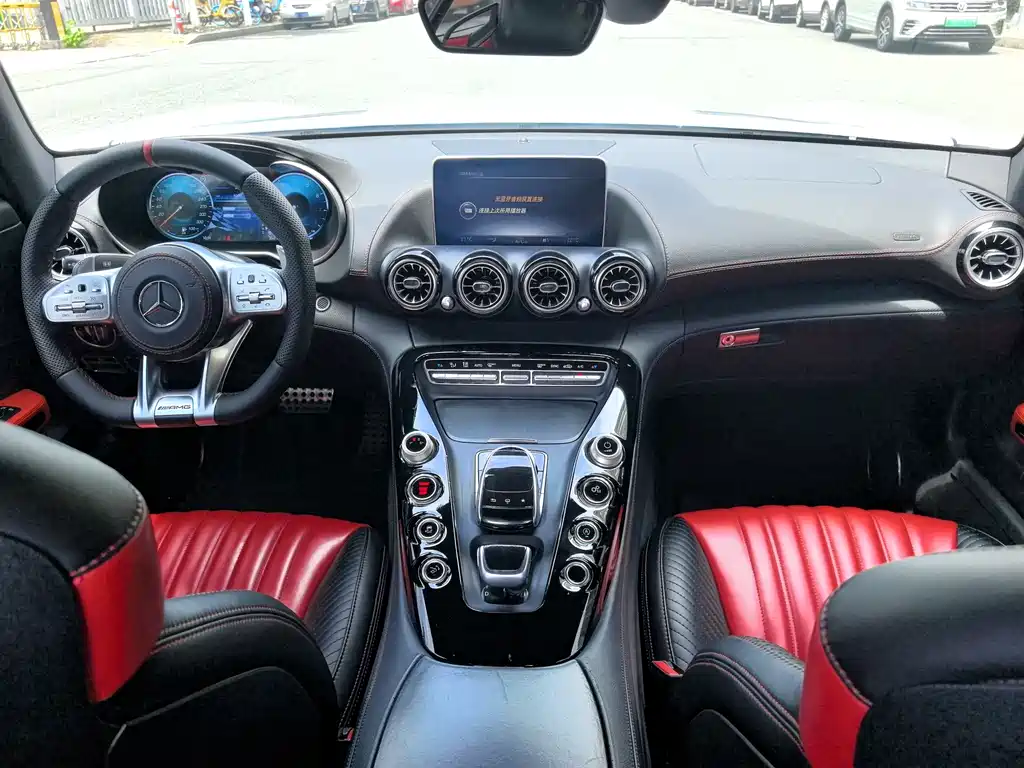 Mercedes-Benz AMG GT 2017 — фото 14