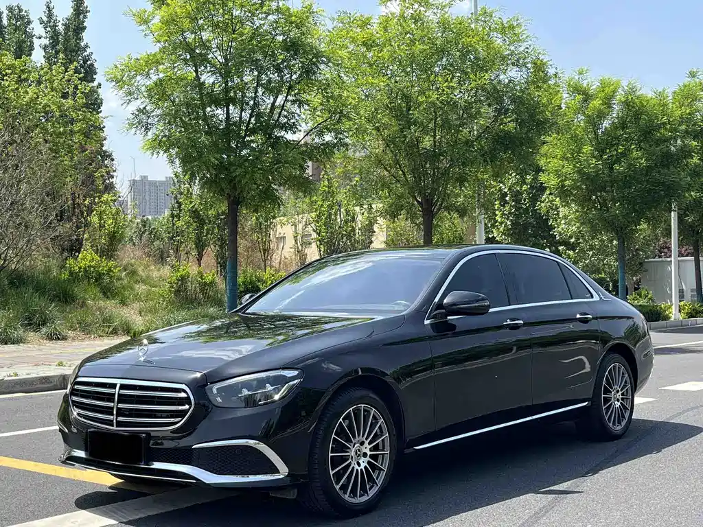 Mercedes-Benz E-Class 2021 — фото 1