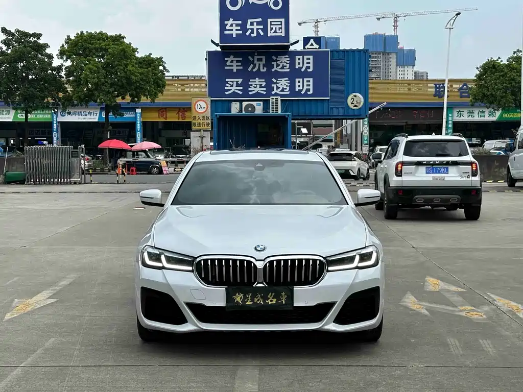 BMW 5 Series 2022