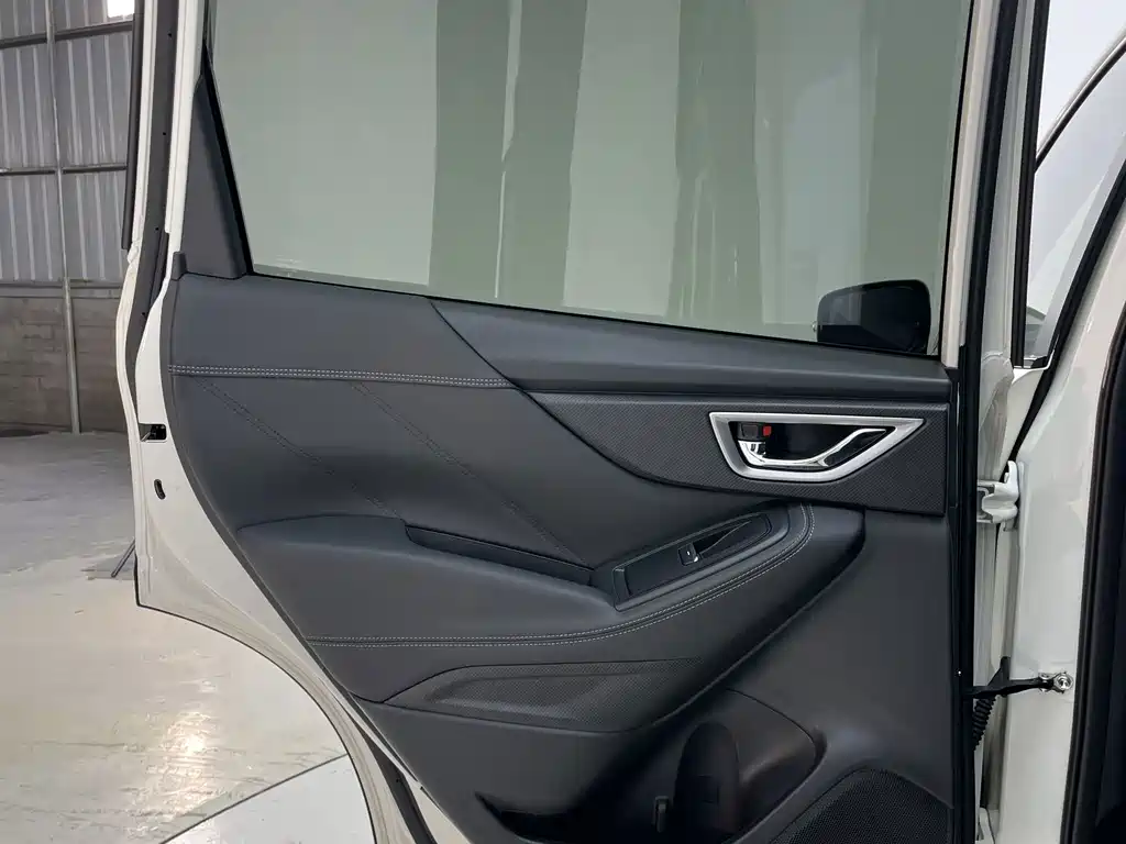 Subaru Forester 2020 — фото 30