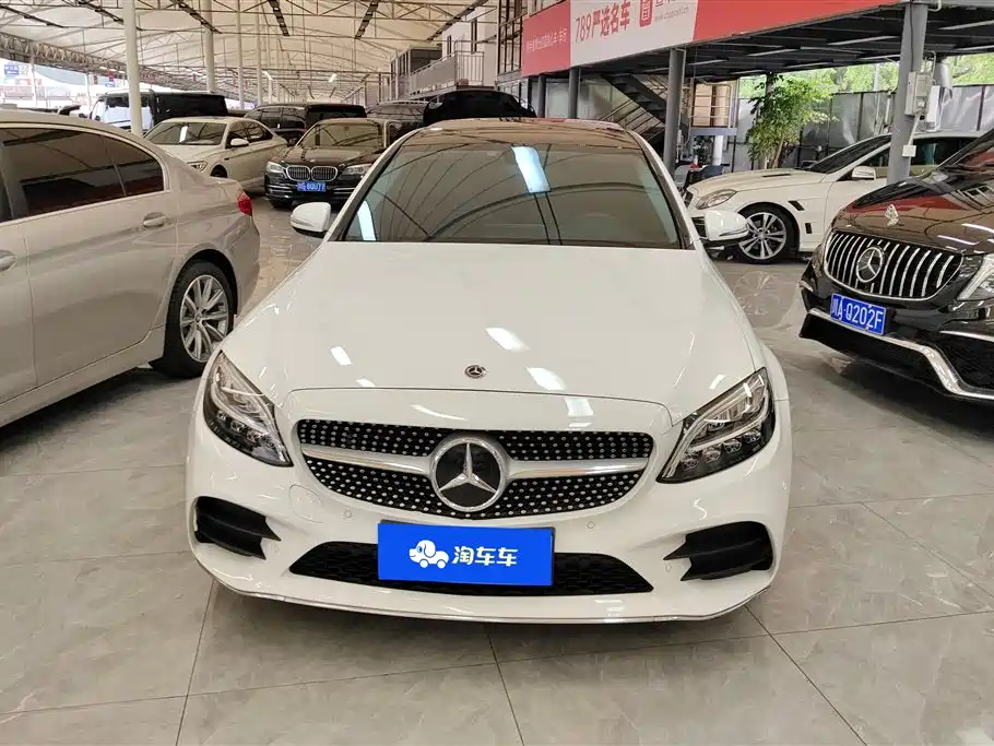 Mercedes-Benz C-Class 2020