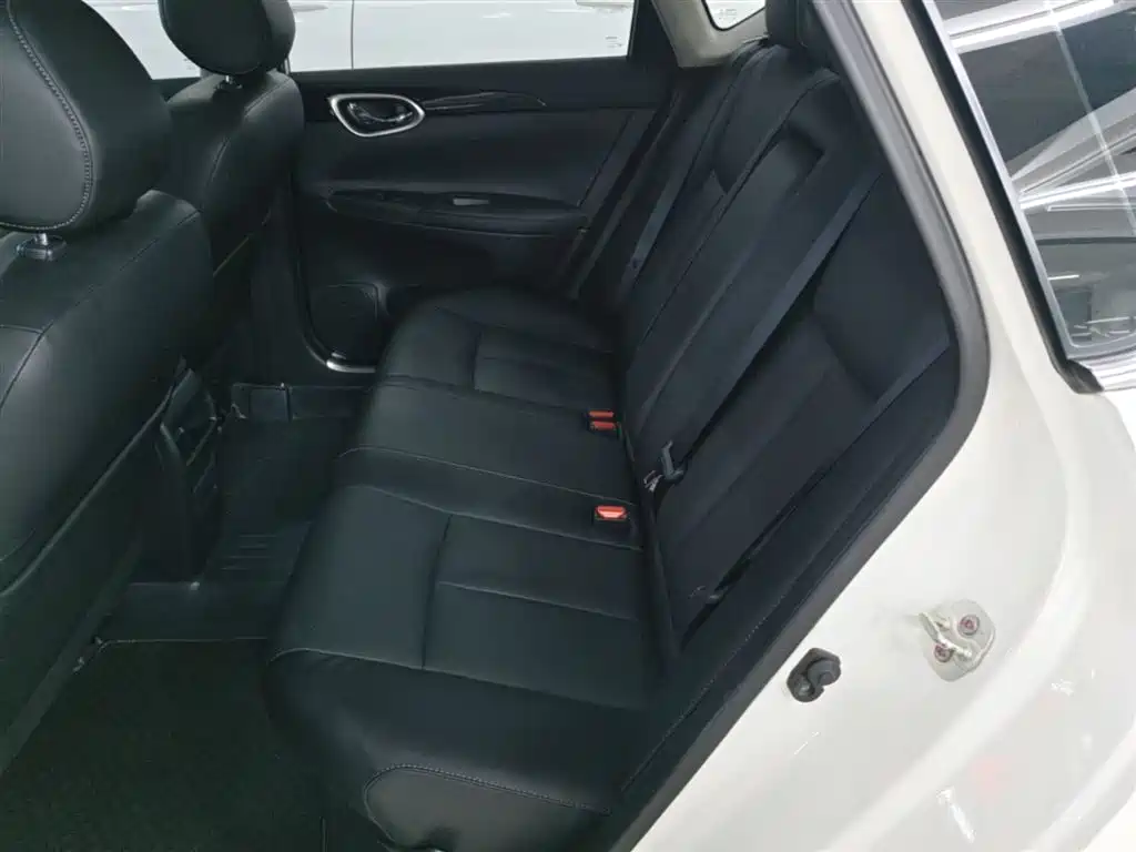 Nissan Sylphy 2017 — фото 17