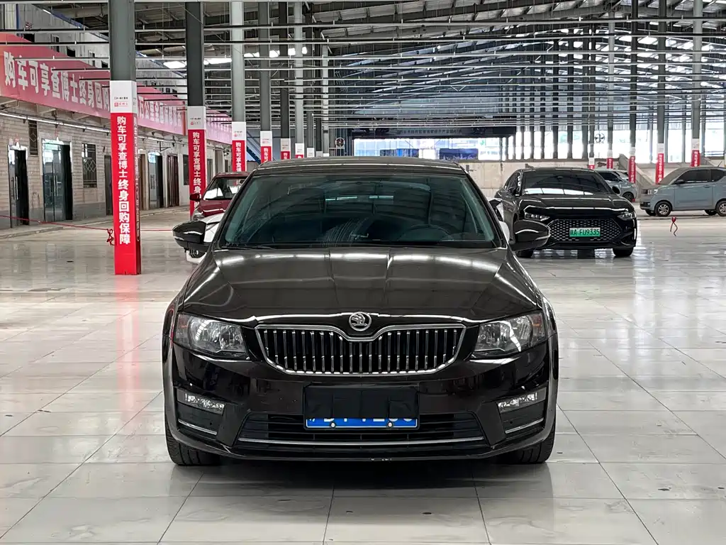 Skoda Octavia 2016 — фото 2