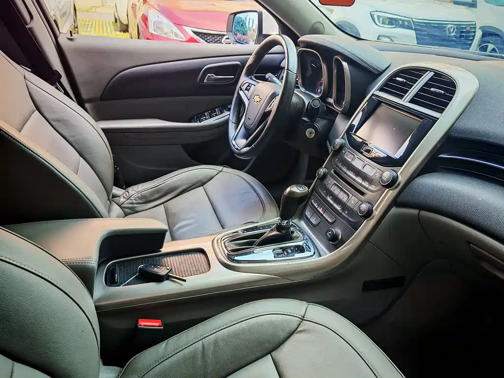 Chevrolet Malibu 2015 — фото 16